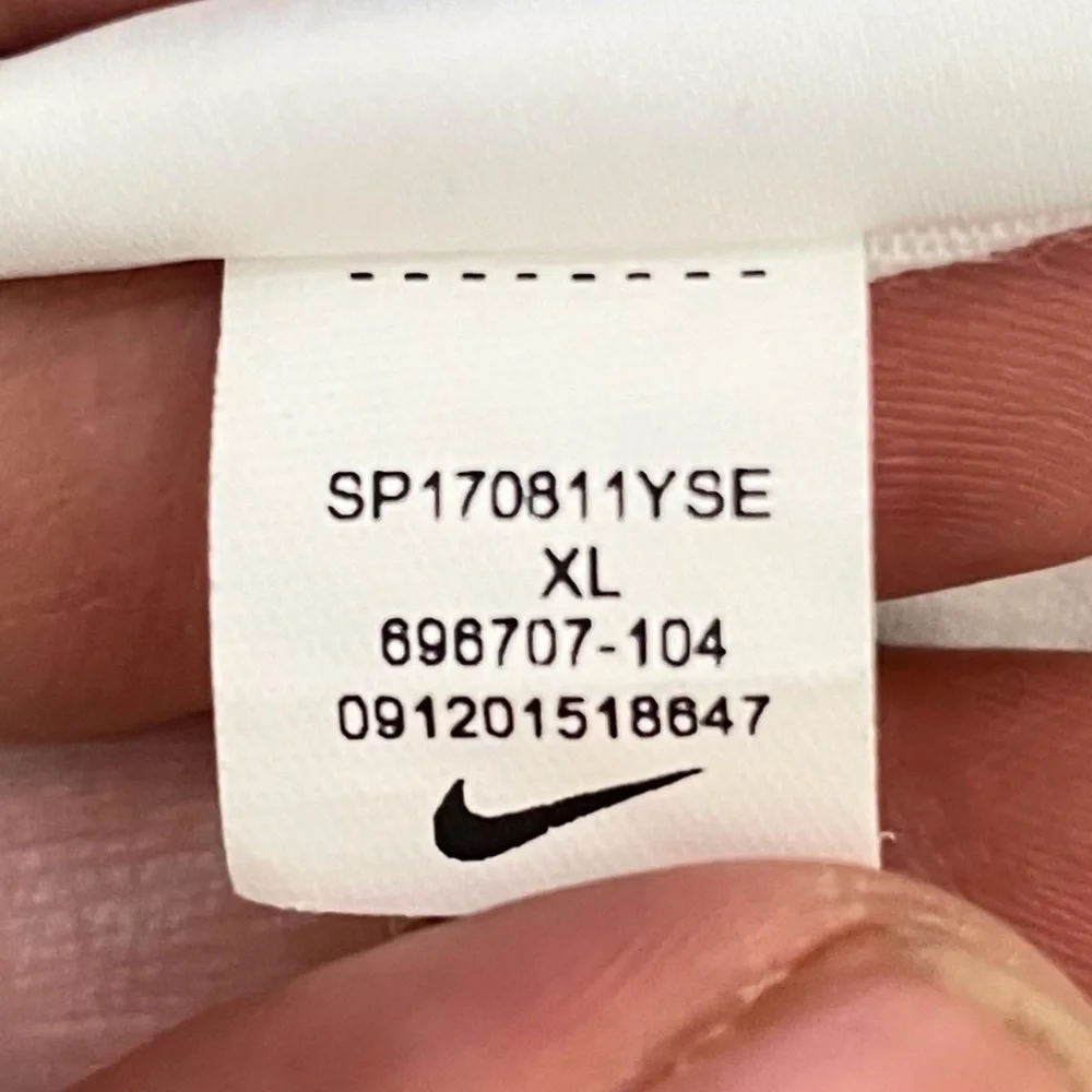 NIKE AUTHENTIC ATHELETIC CUT WHITE CREW NECK T-SHIRT FOR MEN’S & WOMEN’S - Picture 5 of 7